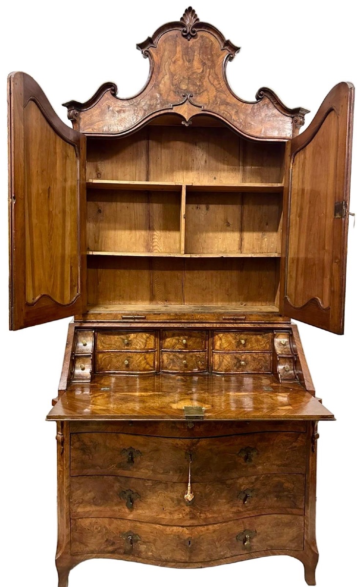 Trumeau Luigi XV mosso fronte e fianchi. Emilia / Toscana. Primi 700-photo-3