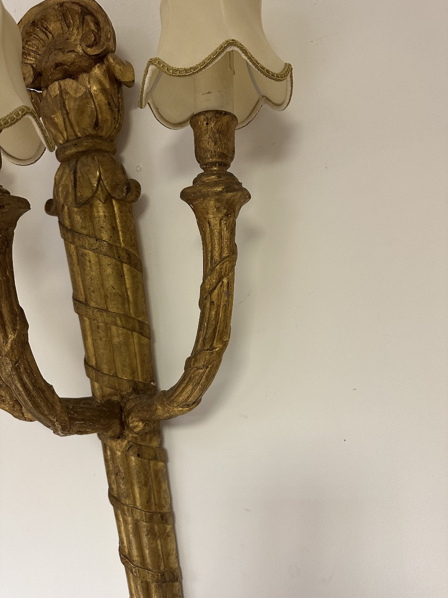 Grande applique Luigi XVI in legno intagliato e dorato-photo-2