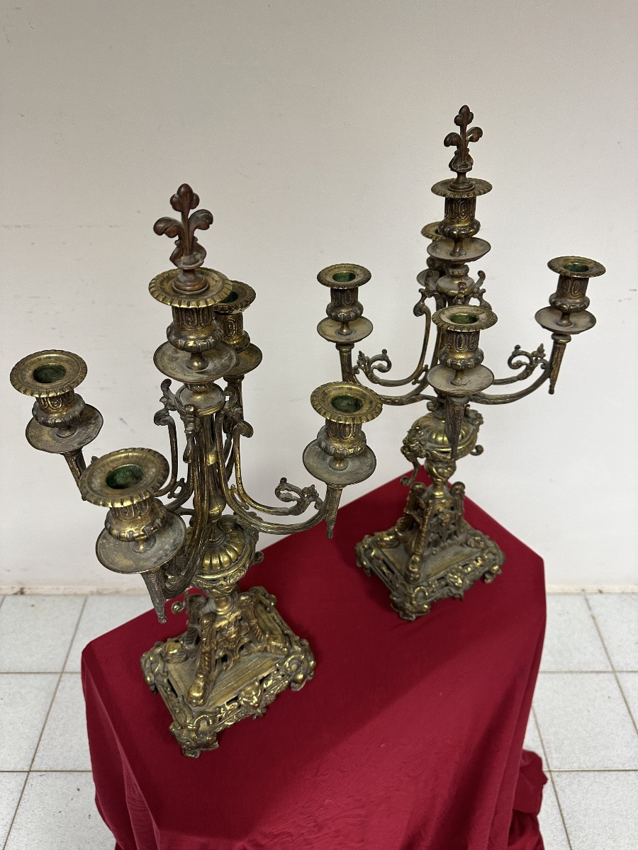 Coppia di candelieri in bronzo dorato . XIX secolo.-photo-2