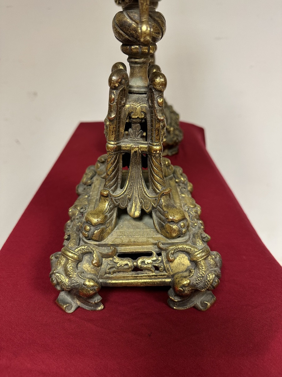 Coppia di candelieri in bronzo dorato . XIX secolo.-photo-3