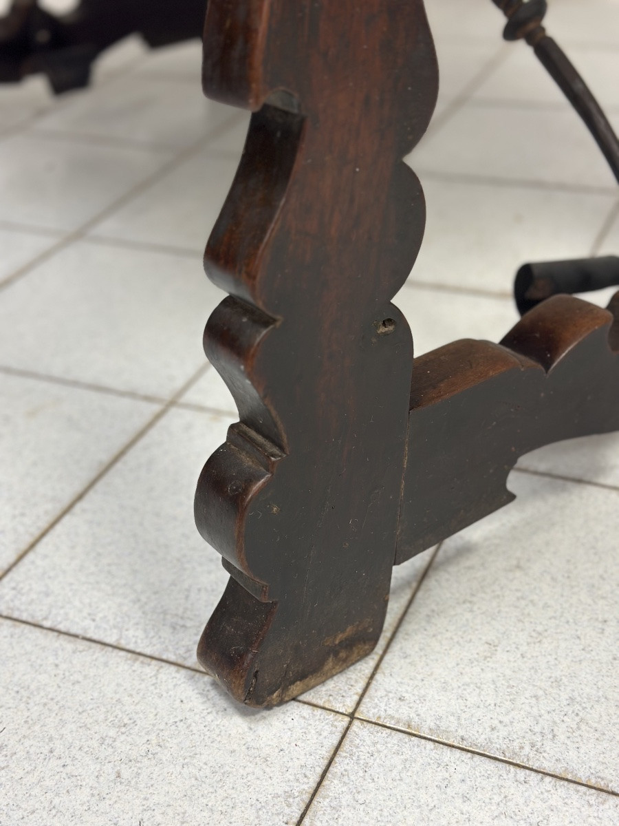 Tavolo a fratina in noce Luigi XIV . Lombardia epoca 600-photo-2