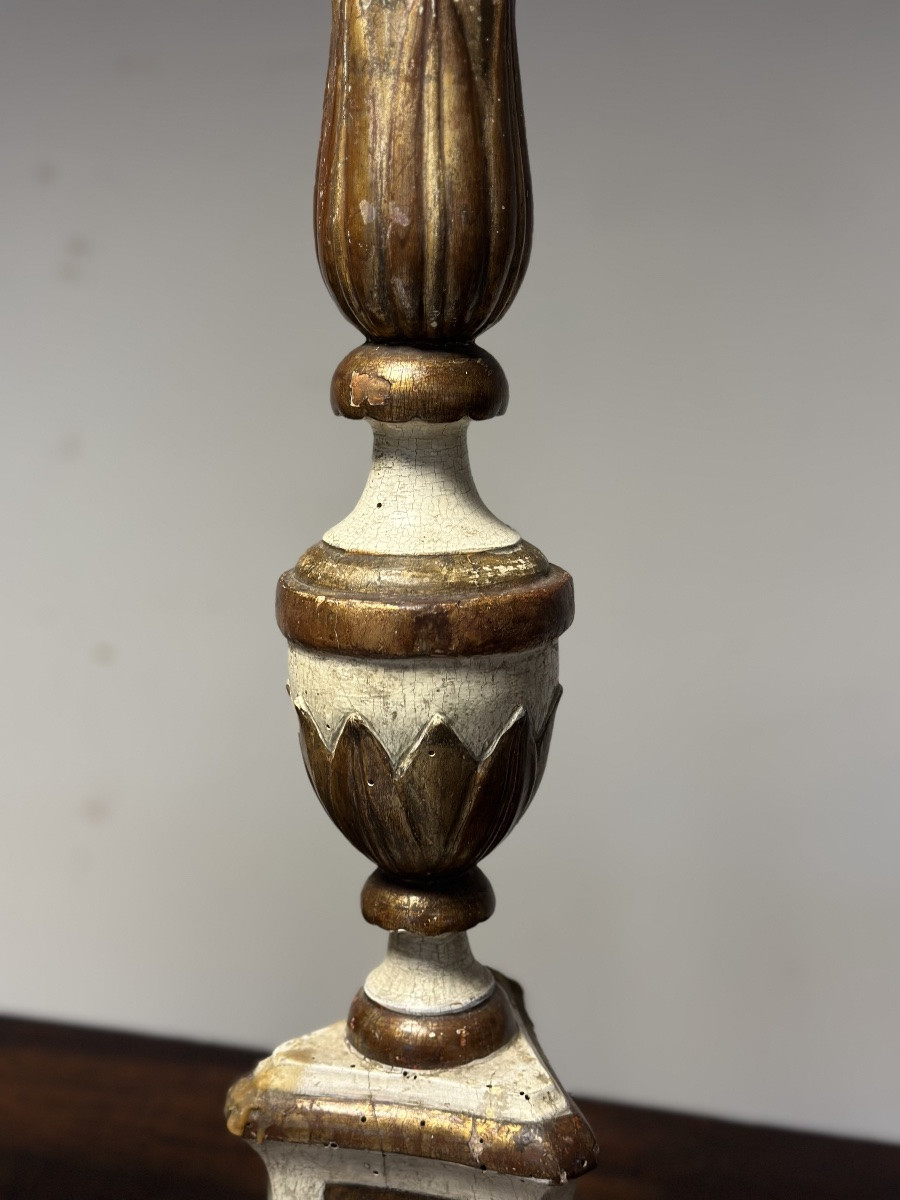 Coppia di candelieri laccati e dorati . Marche fine 600 . H 80 cm-photo-4