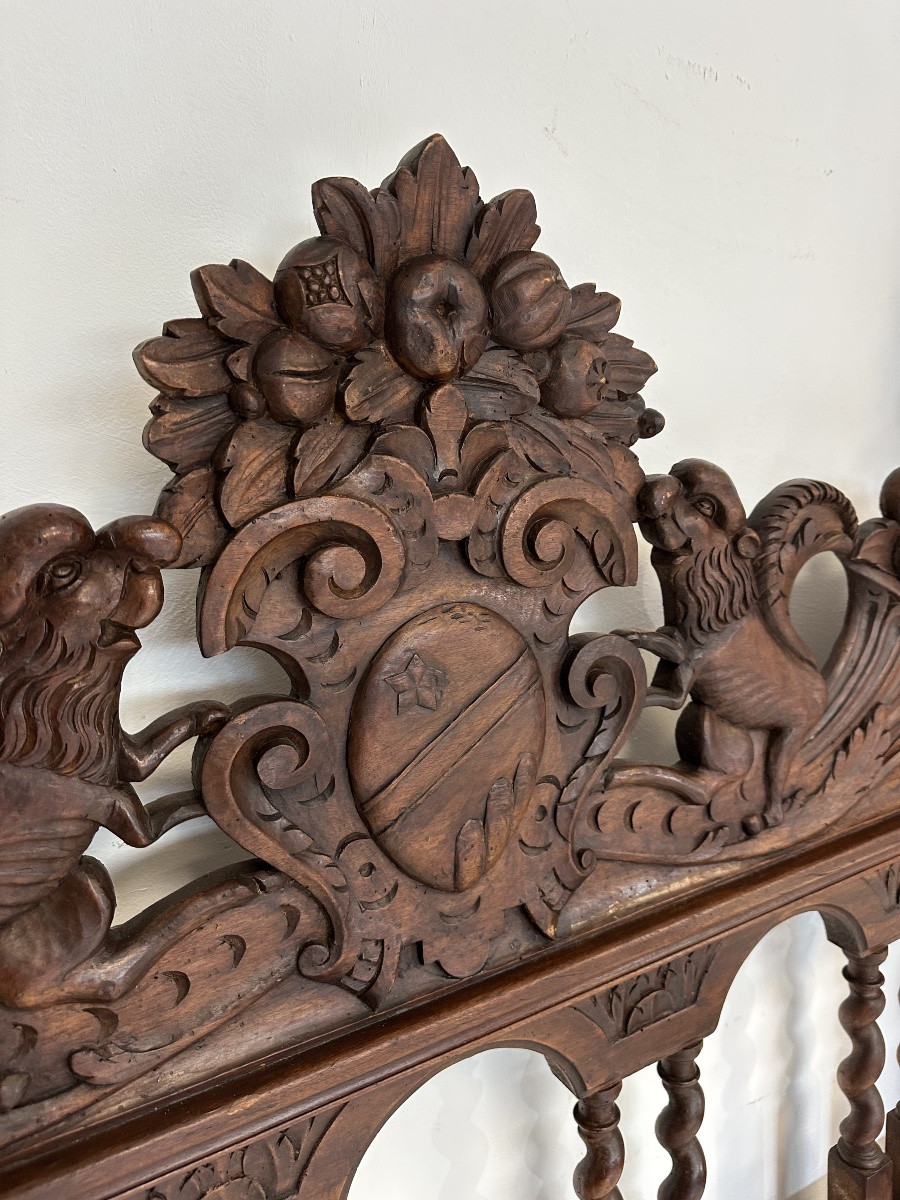 Letto scolpito in noce . Lombardia XVII secolo-photo-8