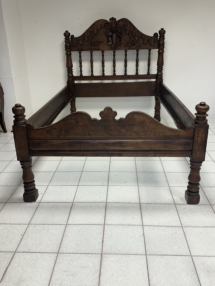 Letto lombardo Luigi XIV in noce . Epoca 600-photo-1
