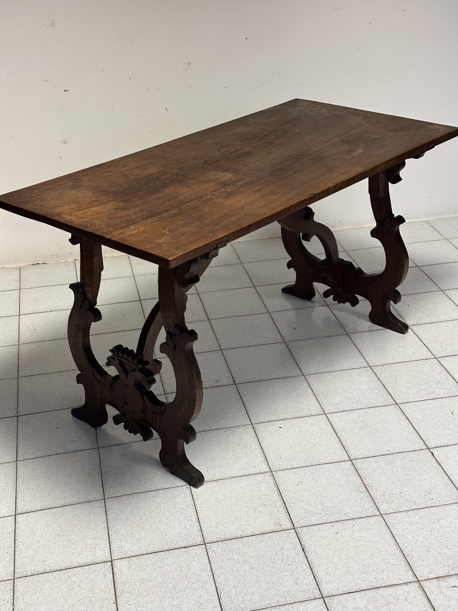 Tavolo fratino a lira Luigi XIV . Lombardia fine 600