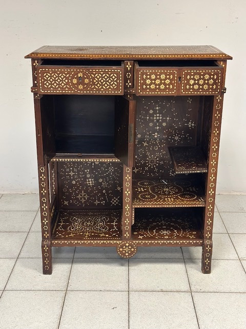 Credenza intarsiata alla maniera di Adriano Brambilla . Milano fine XIX secolo-photo-5