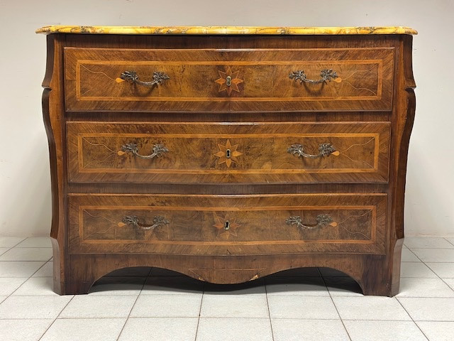 Cassettone Luigi XV . Napoli primi 700-photo-3