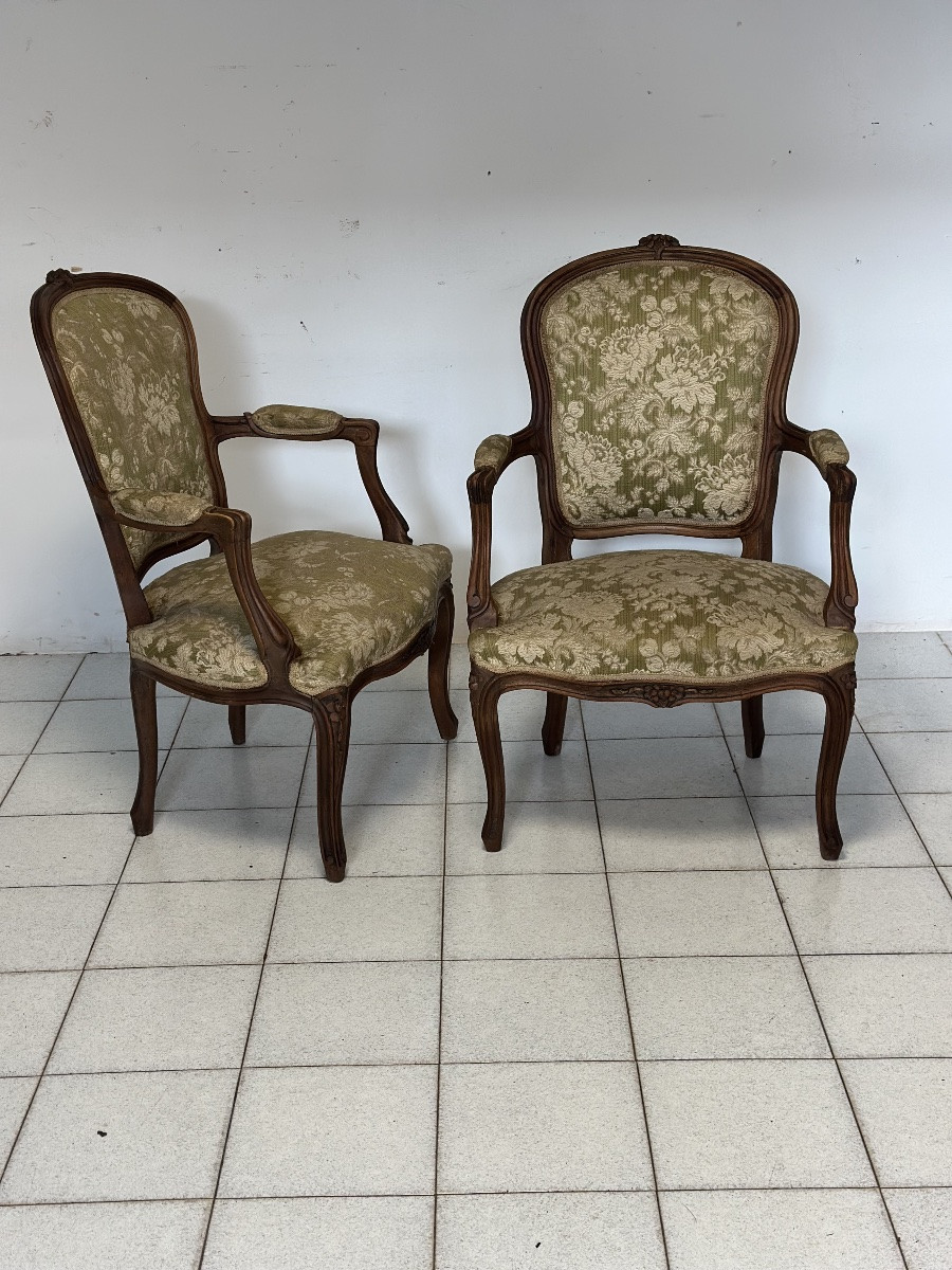 Coppia di poltroncine Luigi Filippo in noce. XIX secolo-photo-2
