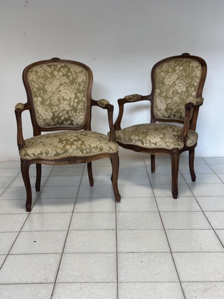 Coppia di poltroncine Luigi Filippo in noce. XIX secolo-photo-1