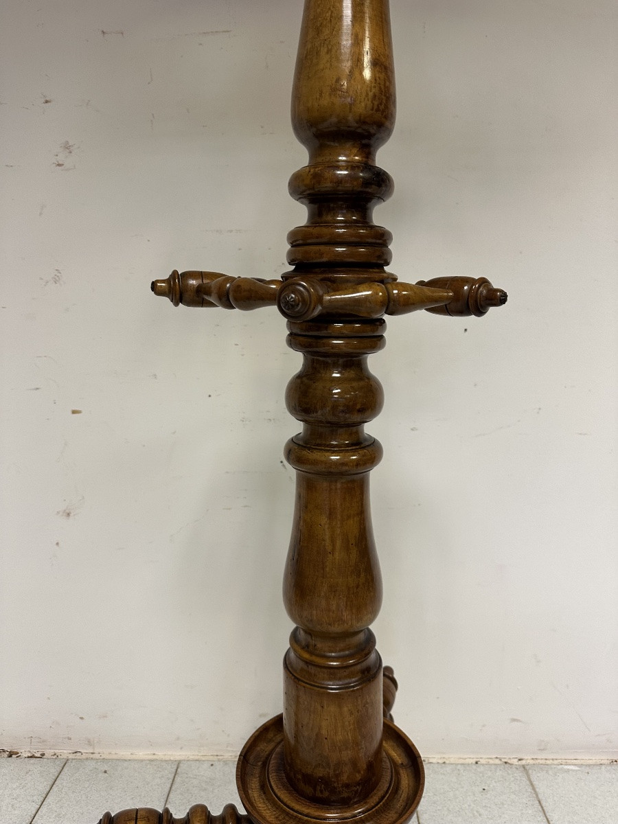 Attaccapanni in noce a rocchetto, XIX secolo.-photo-2