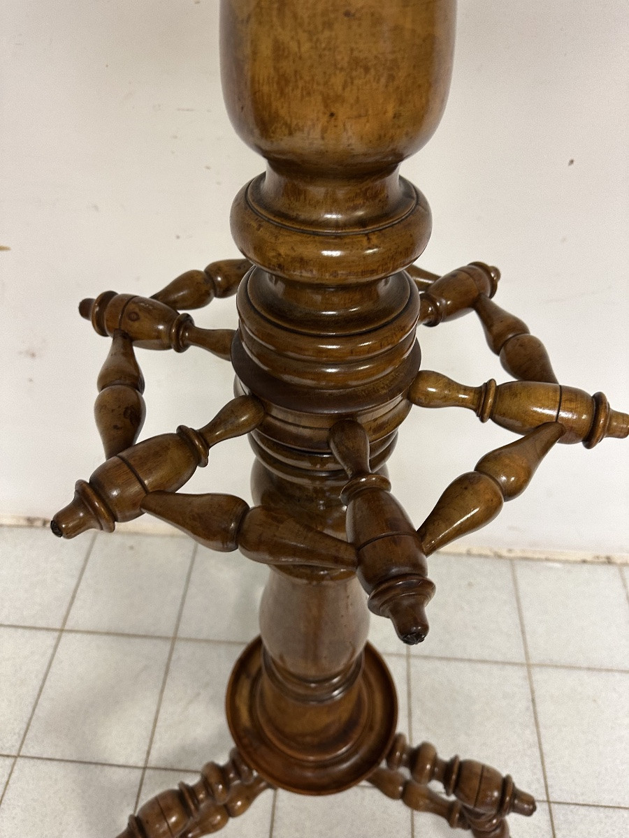 Attaccapanni in noce a rocchetto, XIX secolo.-photo-4