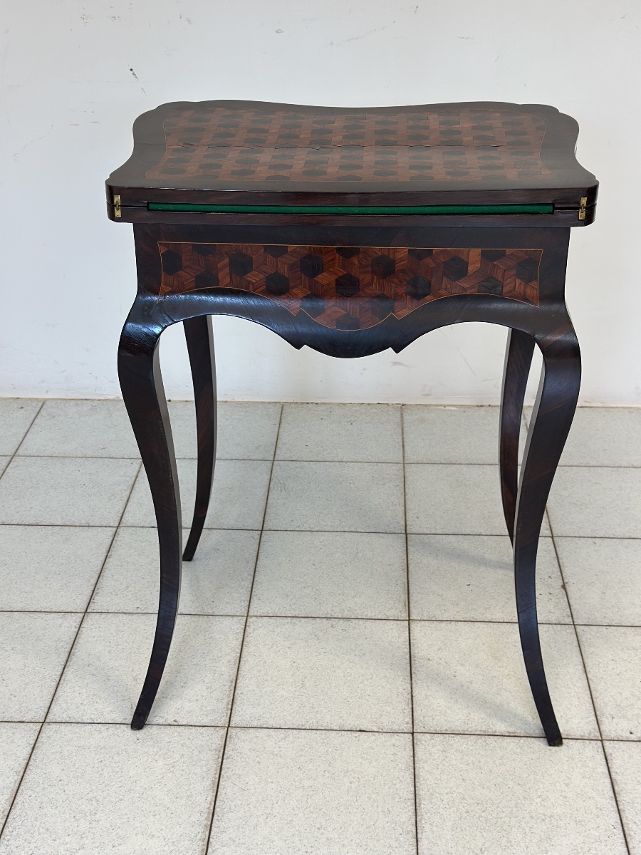 Piccolo tavolo da gioco Carlo X in legno lastronato ed intarsiato in varie essenze. XIX secolo -photo-5