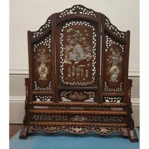 Hardwood Screen Inlaid With Mother Of Pearl, China Nineteenth