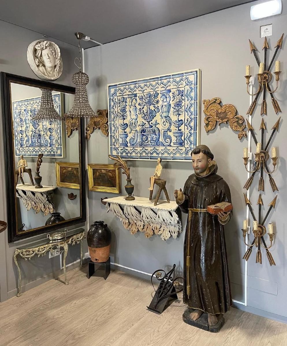 Blank Room Antiques