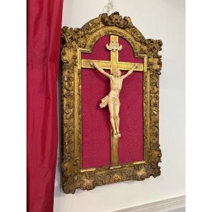 Christ In Ivory In Its Louis XIV Gilded Wood Frame 