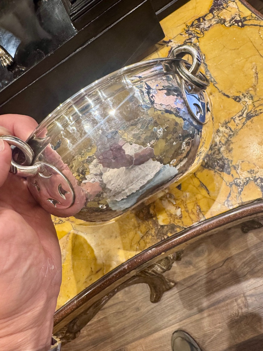 meravigliosa e rara importante ciotola in argento finemente la orata a mano a martello ,  titol-photo-2