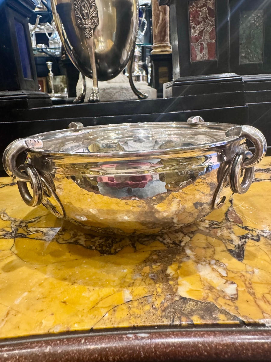 meravigliosa e rara importante ciotola in argento finemente la orata a mano a martello ,  titol