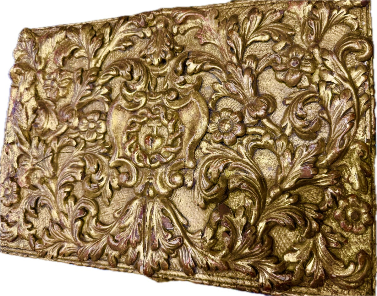 Antico scrigno de XVII sec VENEZIA in legno intagliato finemente a mano e dorato a foglia d oro-photo-2