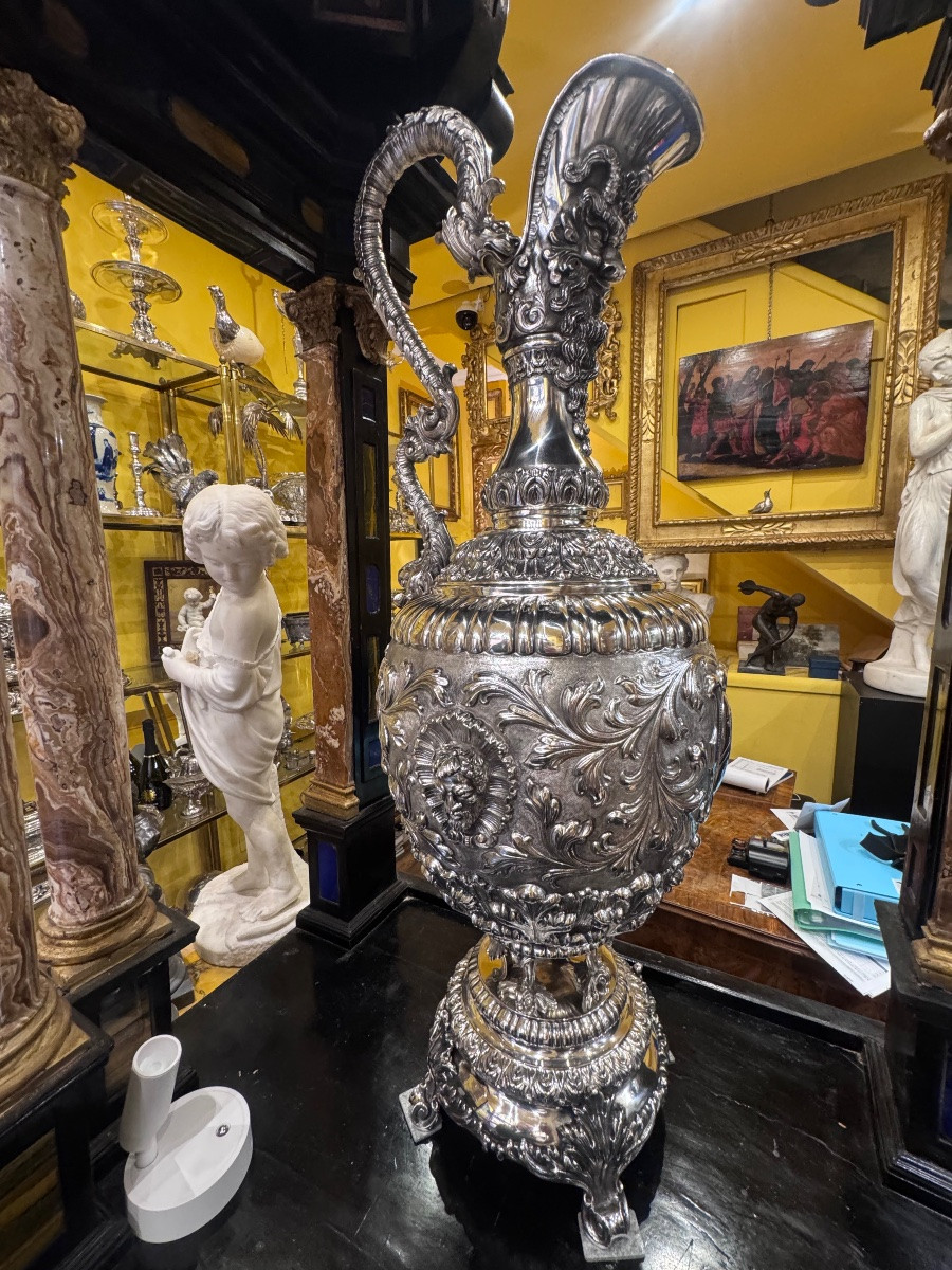 Impressionante grande caraffa in argento massiccio , titolo 800/000 , completamente e finemente-photo-2