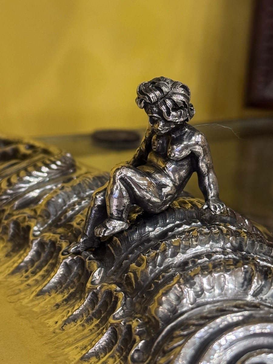 Grande enorme centrotavola a forma di Zuppiera scultorea a motivi di mare in tempesta , con Tri-photo-3