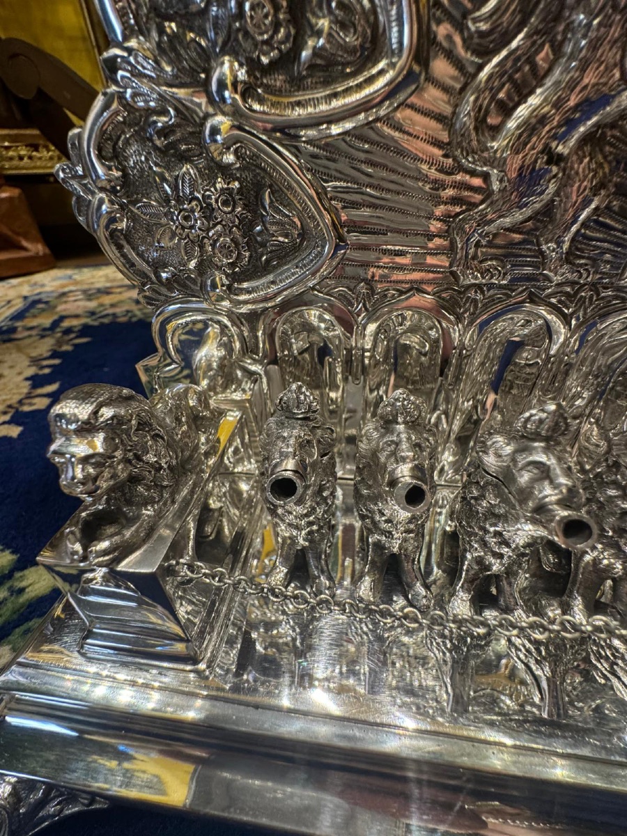 Hannukkah Ebraico in argento massiccio ,lavorato finemente a mano , costituito da  Otto portaca-photo-2