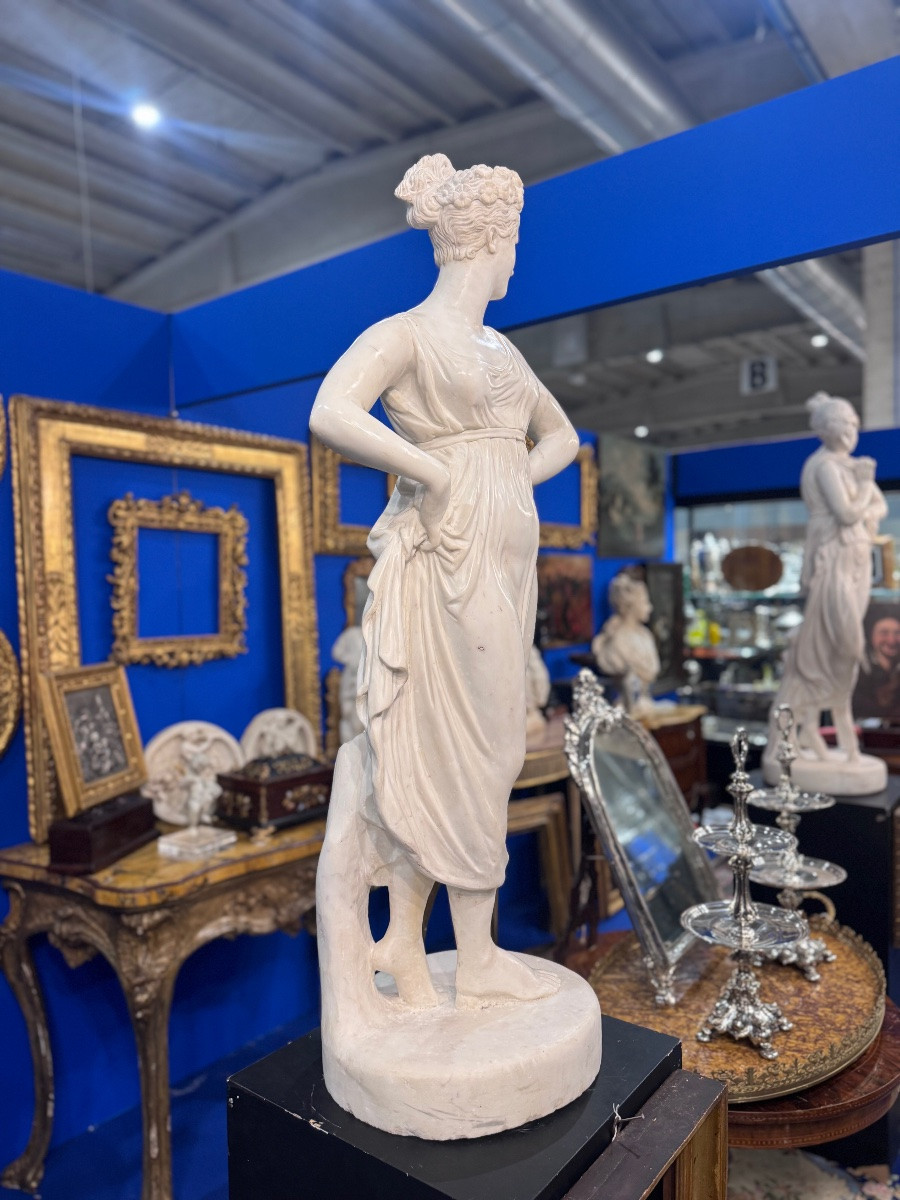 coppia di grandi sculture femminili raffiguranti 2 Vestali danzanti , da Canova , della seconda-photo-3