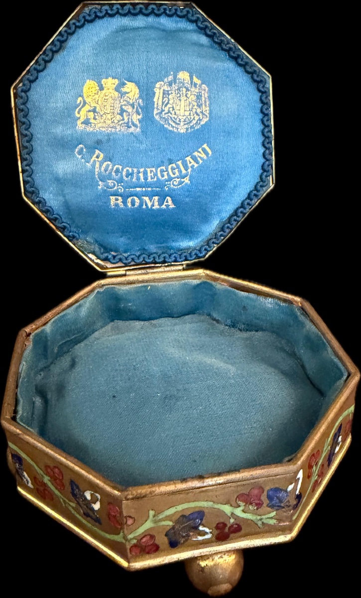 Descrizione SCATOLa PORTAGIOIE, ROMA, FINE SECOLO XIX 1850/60 ca  di forma esagonale in metallo-photo-3