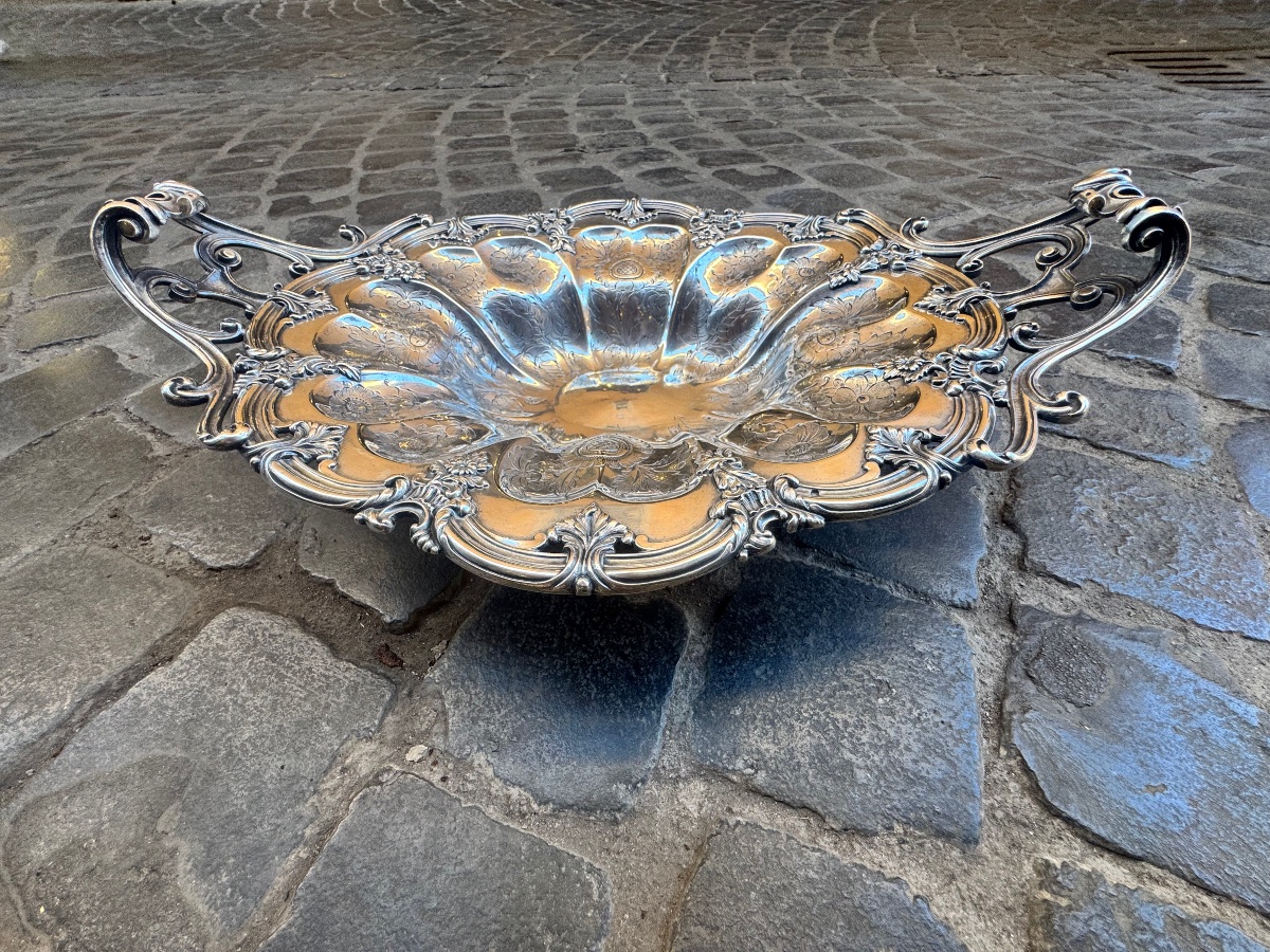 Antico centrotavola a forma di cesto cesellato e bulinato e sbalzato a mano in argento massicci-photo-2