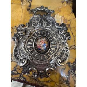 Antica cornicetta in argento finemente sbalzata e bulinata del sec XVIII datata Palermo 1737 co