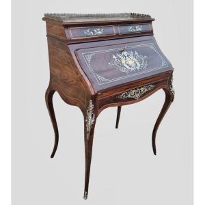 Nineteenth Lady's Office