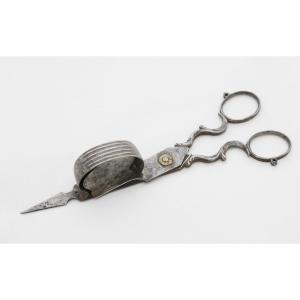 Mouchette, Late 18th Century, Steel