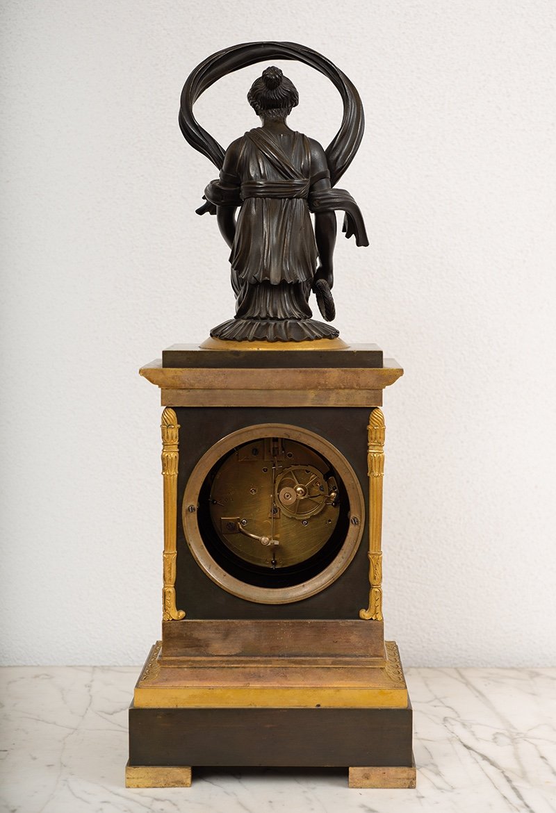 Orologio antico Carlo X Francese in bronzo dorato e bronzo patinato. Periodo inizio XIX secolo.-photo-2