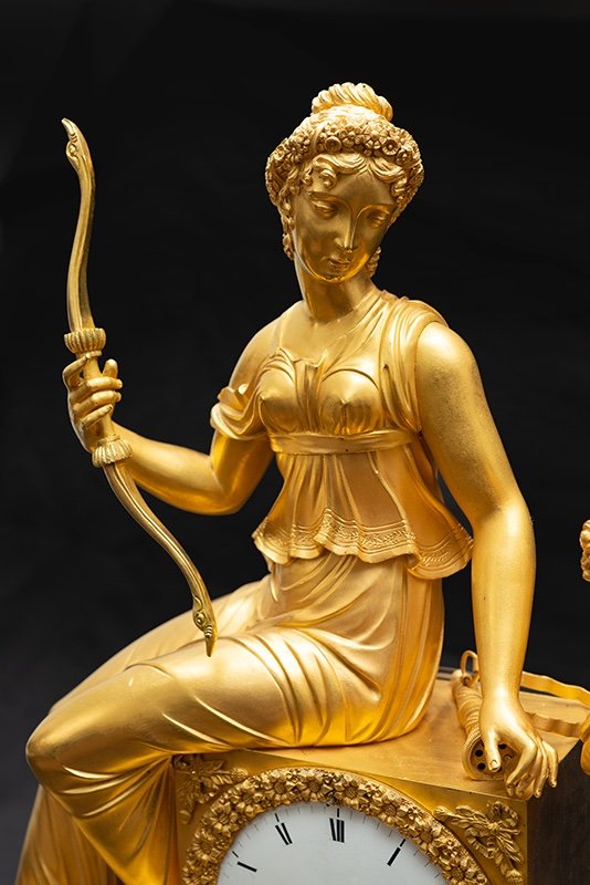 Orologio antico Impero Francese in bronzo dorato finemente cesellato. Periodo XIX secolo.-photo-4