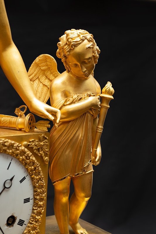Orologio antico Impero Francese in bronzo dorato finemente cesellato. Periodo XIX secolo.-photo-1
