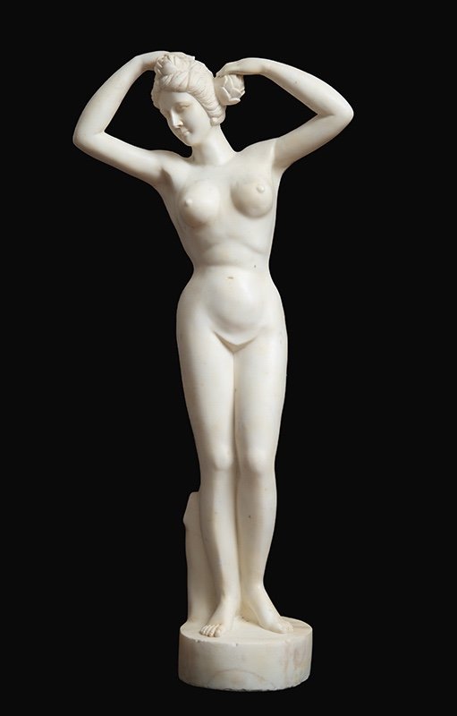 Scultura Antica in Marmo Bianco Statuario, Altezza 148 Cm. Roma XIX secolo.