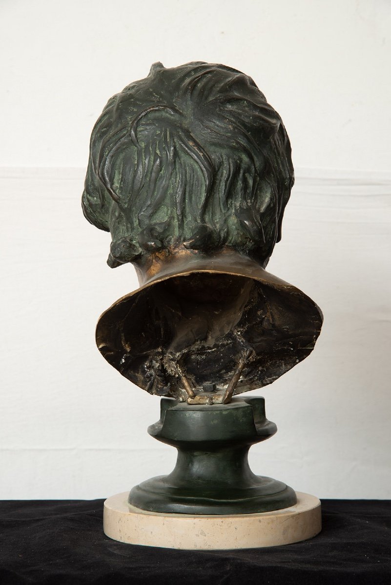 Scultura antica in bronzo brunito raffigurante testa del filosofo Seneca.-photo-4