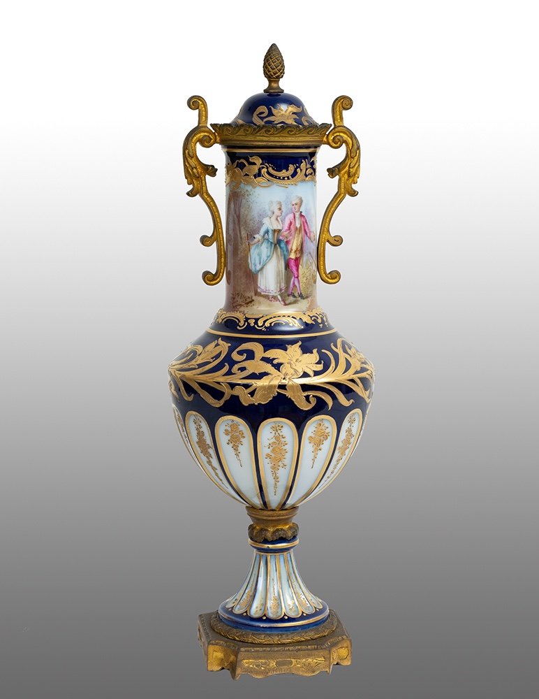Vaso antico Napoleone III Francese in porcellana di Sevres 19secolo