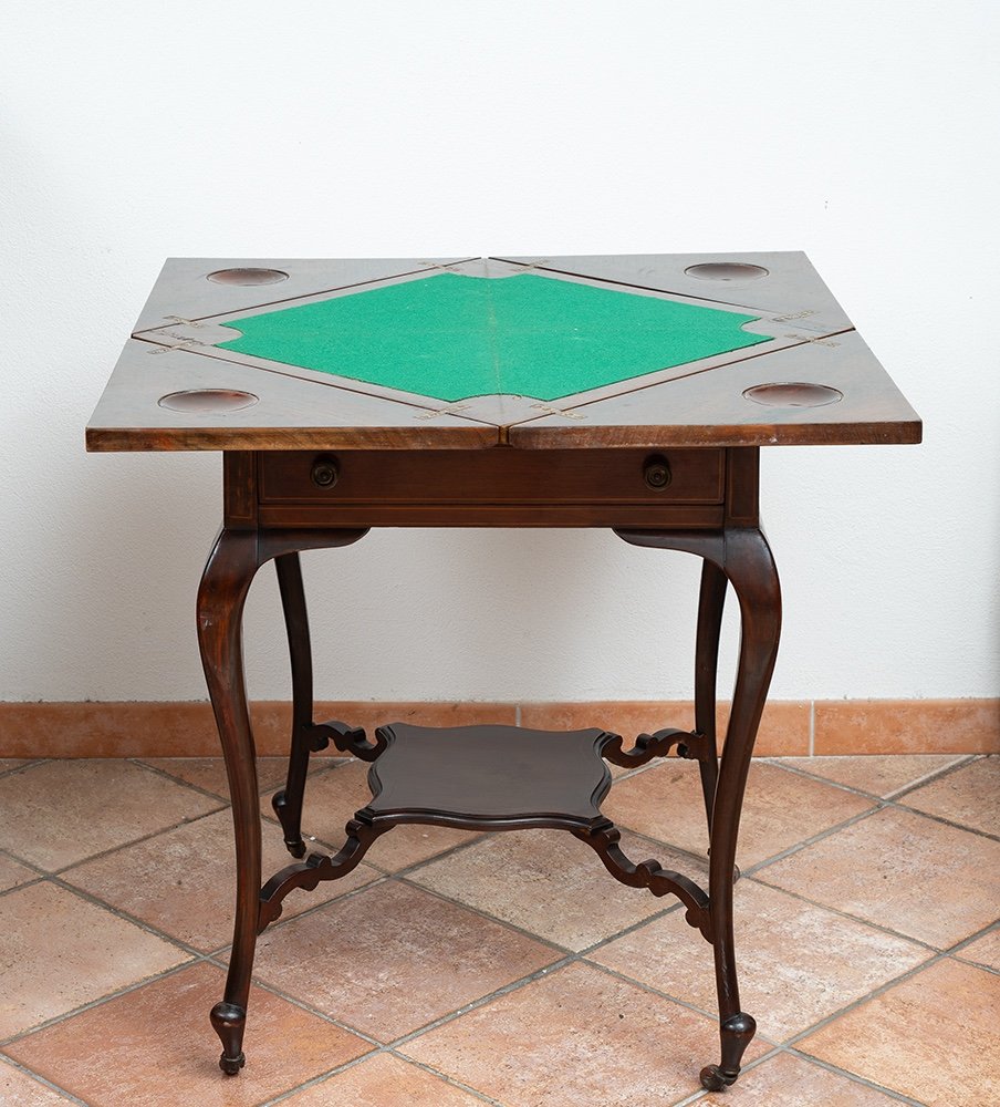 Tavolino da gioco Inglese in mogano con innesti di intarsio in acero.-photo-4