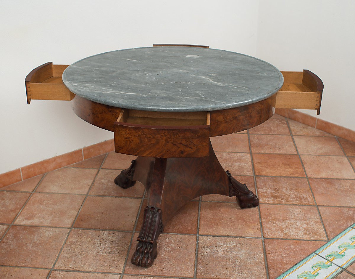 Tavolino antico Impero in piuma di mogano con piede centrale 19secolo-photo-1