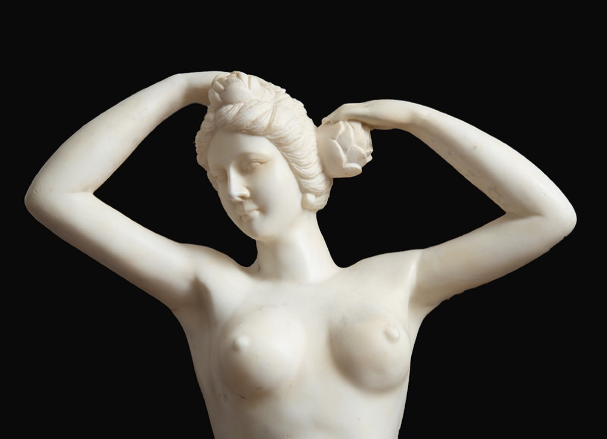 Scultura antica in marmo bianco rappresentante una giovane donna 19secolo.-photo-2