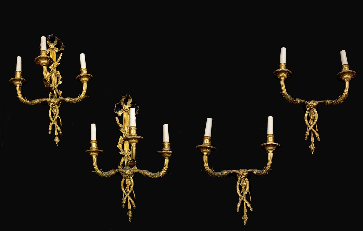 Gruppo di quattro applique antichi Francia XIX secolo.