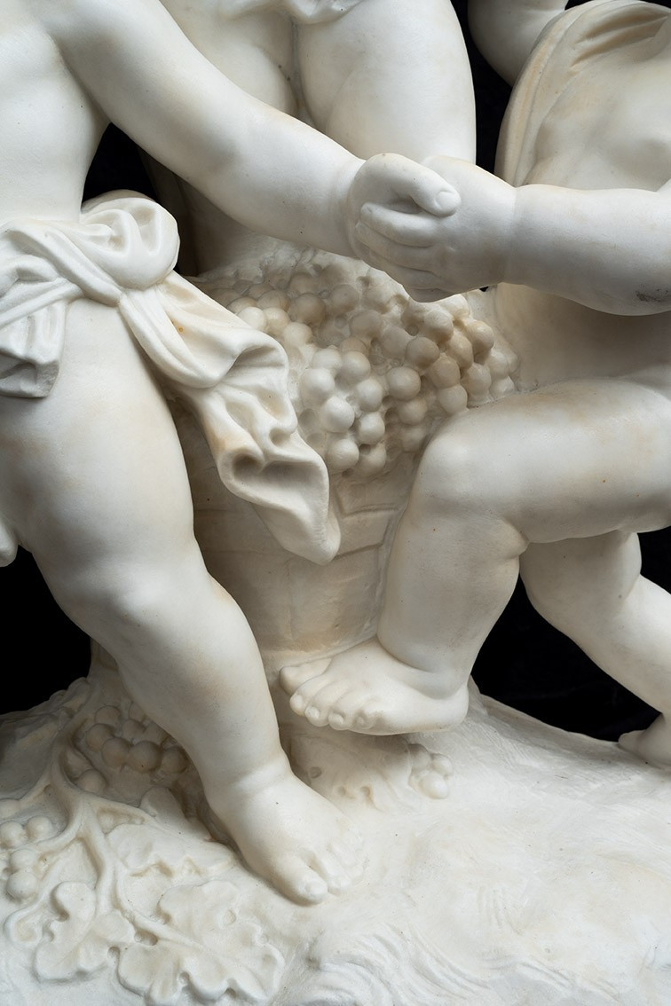 Scultura antica in marmo bianco statuario raffigurante la festa degli amorini firmata" Clodion -photo-1