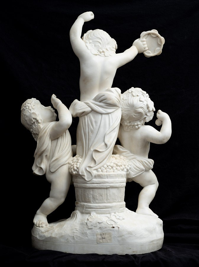 Scultura antica in marmo bianco statuario raffigurante la festa degli amorini firmata" Clodion -photo-2