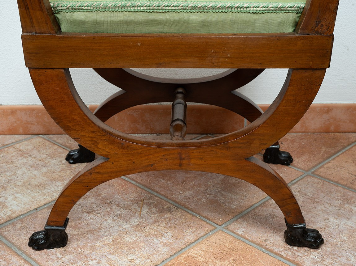 Coppia di sgabelli direttori napoletani in piuma di mogano appartenente agli inizi del XIX sec.-photo-2