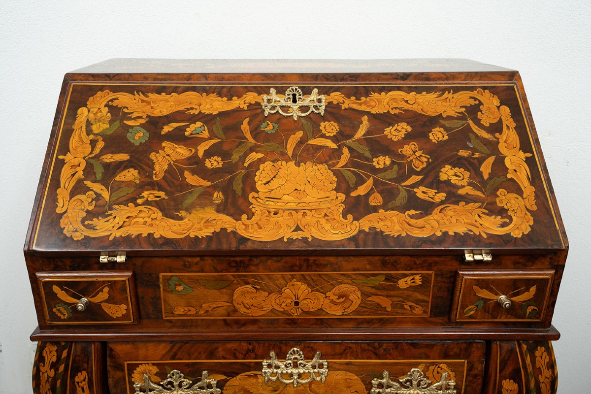 Ribalta antica olandese in legni esotici pregiati appartenente agli inizi del XIX secolo.-photo-3