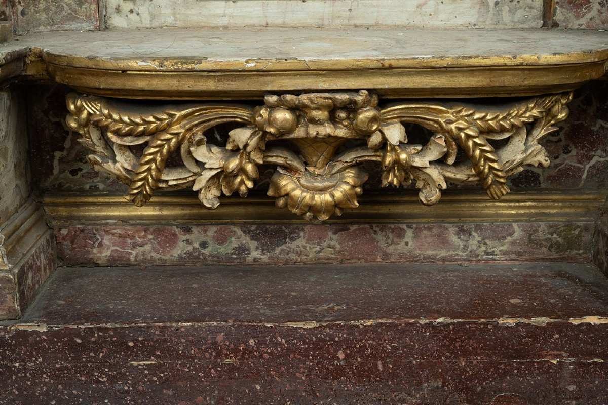 Tabernacolo antico in legno marmorizzato di provenienza romana XVII secolo.-photo-2