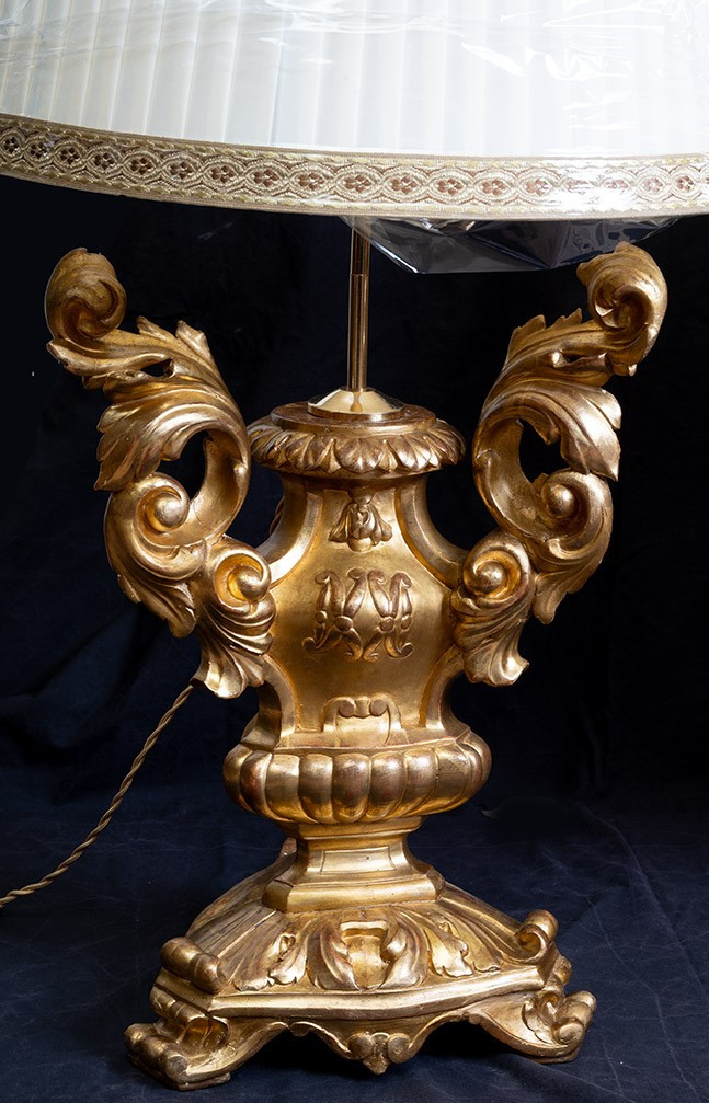 Coppia di Lampade napoletane in legno dorato e intagliato appartenente alla metà del XVIII sec-photo-2