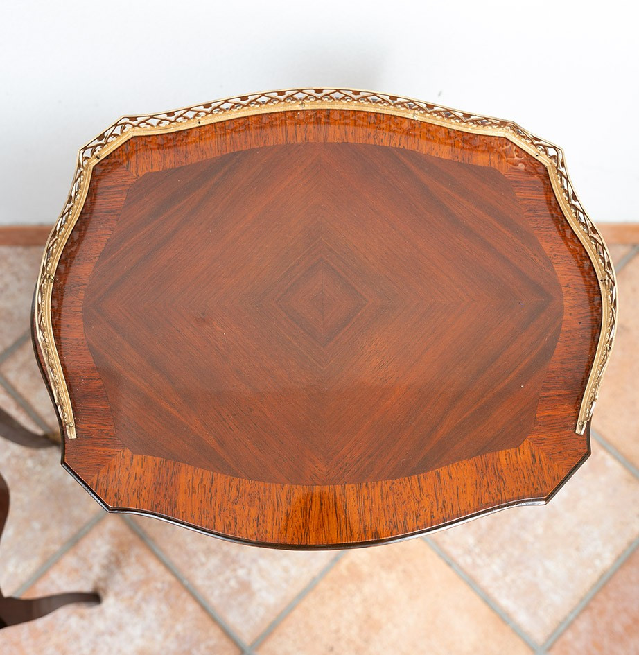 Coppia di comodini antichi Napoleone III in mogano con innesti di elementi in bronzo.-photo-4