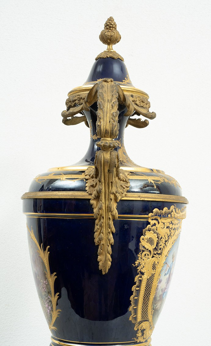 Vaso antico Napoleone III in porcellana policroma di Sevres 19secolo.-photo-2