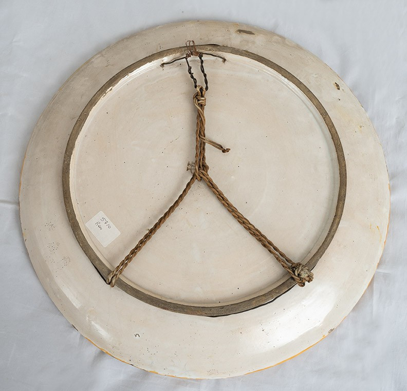 Piatto antico da parata in maiolica policroma 19secolo.-photo-3